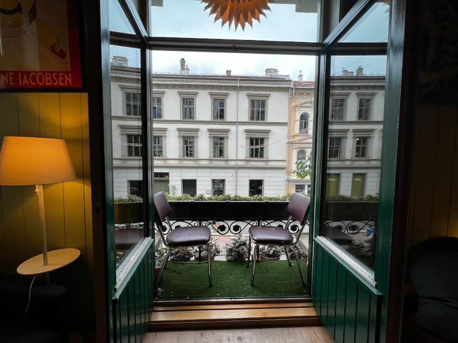 Elegant & Quiet Apartment In Historic House - Prime Location In Oslo West Exterior photo